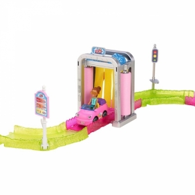 Barbie Myjnia samochodowa zestaw + Lalka (FHV91)