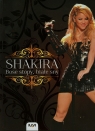 Shakira Bose stopy, białe sny