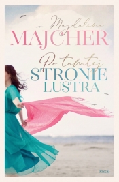 Po tamtej stronie lustra. Wielkie Litery - Magdalena Majcher