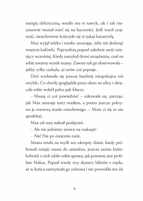 Strażniczka Wyjącego Zamku - Cat Grey