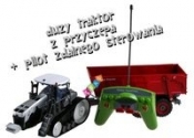Traktor z przyczepą na pilota