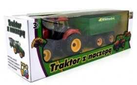 Traktor z naczepami