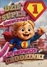 <img src='https://webimage.pl/pics/128/9/d5906742699128.jpg' width='353' height='500'> Karnet Urodziny roczek dziewczynka - Superbohater.