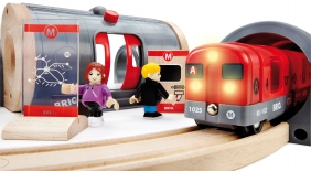 Brio World: Zestaw z dworcem (63351300)