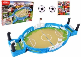 Gra piłkarzyki stadion sportowy