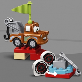 Lego Duplo: Cars - Zygzak McQueen na wyścigach (10924)