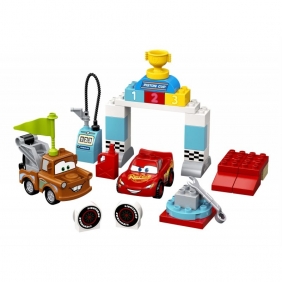 Lego Duplo: Cars - Zygzak McQueen na wyścigach (10924)