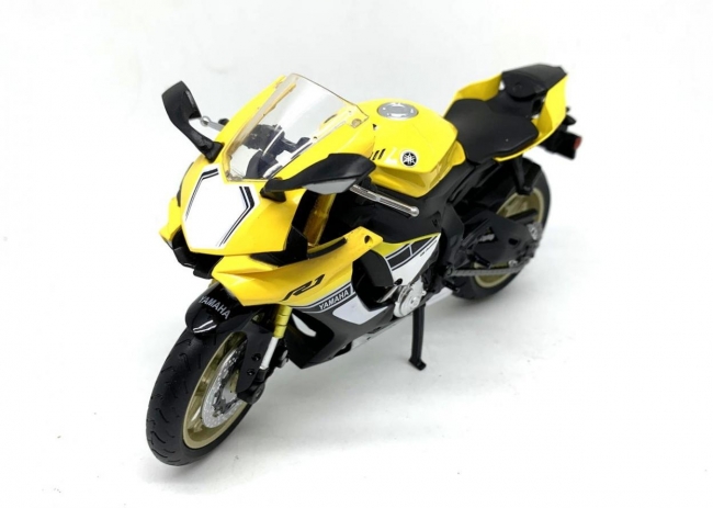 <img src='https://webimage.pl/pics/140/6/d4897071926140.jpg' style='height:440px' /> Yamaha YZF-R1 1/12 żółta