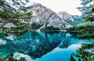 <img src='https://webimage.pl/pics/142/7/d5902444067142.jpg' style='height:440px' /> Diamentowa mozaika góry nad jeziorem NO-1006714