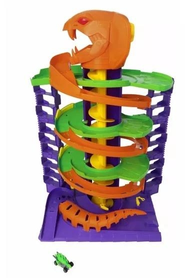 Garaż Kobra 70cm + autko