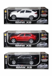 Auto BMW X6 sterowane pilotem
