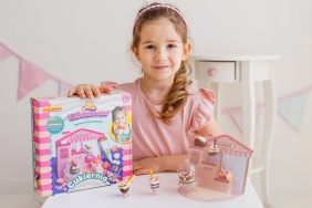 Zabawkowe dekorowanie: Cukiernia