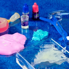 Crazy Science - Slime w ciemności