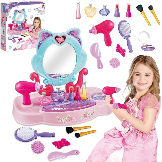 <img src='https://webimage.pl/pics/165/8/d5901353688165.jpg' style='height:440px' /> Zestaw piękności toaletka