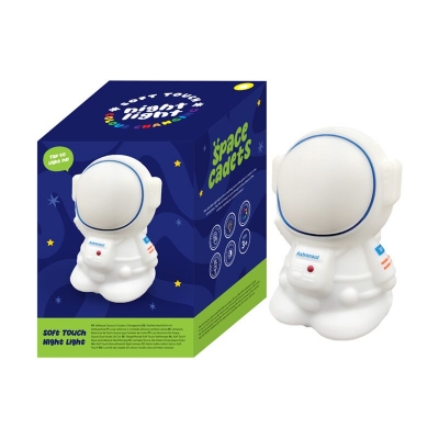 <img src='https://webimage.pl/pics/166/4/d5055071514166.jpg' style='height:440px' /> Lampka nocna LED Astronauta LAMP13