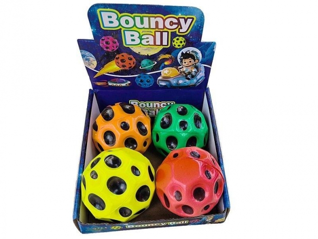 <img src='https://webimage.pl/pics/167/5/d5901271625167.jpg' style='height:440px' /> Piłeczka dobrze odbijająca się (4szt)