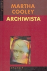 Archiwista Martha Cooley