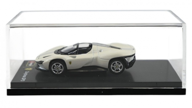 Ferrari Daytona SP3 1:64 white