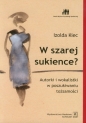 W szarej sukience - Izolda Kiec