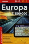 Europa atlas samochodowy 1:800 000