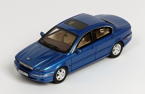 IXO Jaguar X-Type 2004 ( light blue)