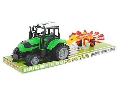 Traktor Adar z maszyną (530195)