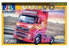 ITALERI Volvo FH 16 Globetrotter XL (3821)