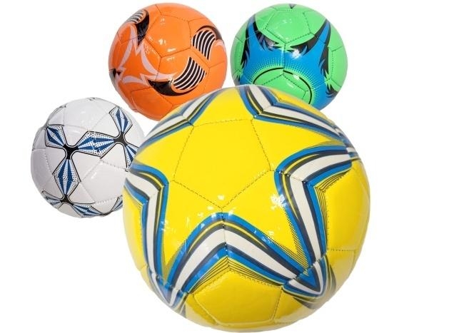 <img src='https://webimage.pl/pics/229/3/d5900360863008.jpg' style='height:440px' /> Piłka do nogi mała MIX