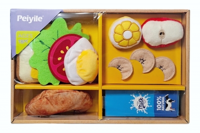 <img src='https://webimage.pl/pics/230/2/d5902496222230G8896.jpg' style='height:440px' /> Zestaw kuchenny skrzyneczka z produktami spożywczymi wykonanymi z pluszu