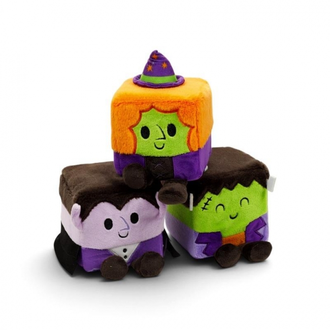 <img src='https://webimage.pl/pics/232/1/d5056848211097.jpg' style='height:440px' /> Pluszowy gniotek Squish Blox Spooky mix