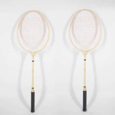 Badminton drewniany 65,5 cm w siatce