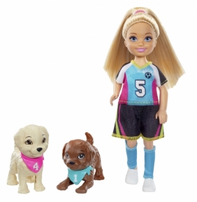 Barbie: Chelsea - boisko do piłki nożnej (GHK37)