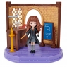 Wizarding World - Klasa Zaklęć + Figurka Hermiona Granger (6061846)