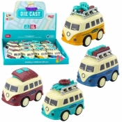 Kamper z napędem i bagażami MIX