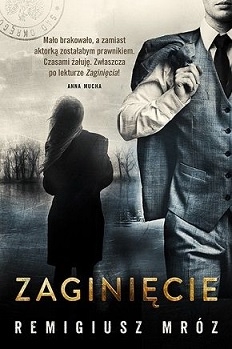 <img src='https://webimage.pl/pics/263/0/d9788368370263.jpg' style='height:440px' /> Zaginięcie. Seria z Joanną Chyłką. Tom 2 wyd. kieszonkowe