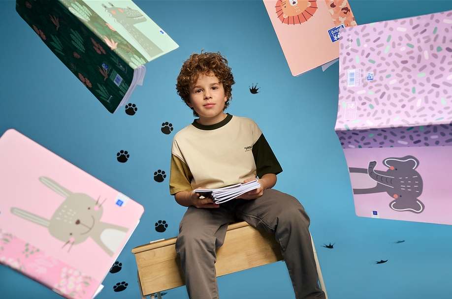 Zeszyt Oxford Kids A4/32k linia podwójna kolorowa, 1 szt