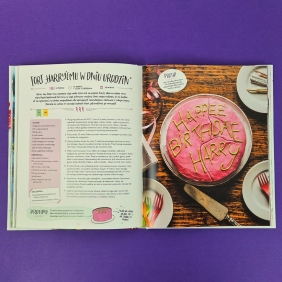 Harry Potter. Oficjalna księga magicznych wypieków - Farrow Joanna