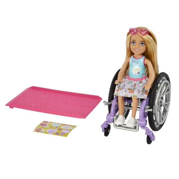 Lalka Barbie Chelsea na wózku blond włosy HGP30 (HGP28/HGP30)