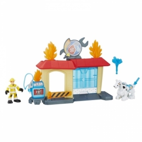 TRA RBT Transformers Stacja benzynowa