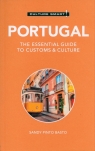 Culture Smart! Portugal The Essential Guide to Customs & Culture Basto Sandy Pinto