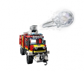 LEGO City: Terenowy pojazd straży pożarnej (60374)