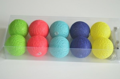 Lampki Cotton Balls w pudełku mix kolorów 3