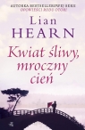 Kwiat śliwy, mroczny cień Hearn Lian