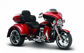 Model metalowy Motocykl HD 2021 CVO Tri Glide 1/12 (10132337)
