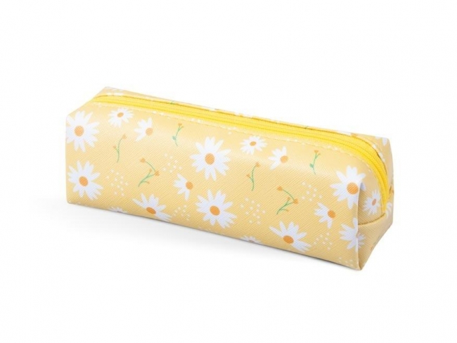 <img src='https://webimage.pl/pics/372/4/d8595138524372.jpg' style='height:440px' /> Piórnik saszetka mini cube print Stokrotki