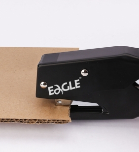 Zszywacz EAGLE TYST871 nożycowy SaveForce 24/6 – 25 kartek