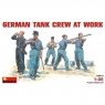 MINIART German Tank Crew at work