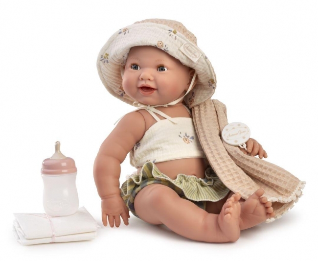 <img src='https://webimage.pl/pics/390/4/d8435083654390.jpg' style='height:440px' /> Lalka hiszpańska Mia siusiająca 42 cm