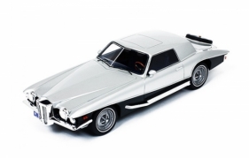 Stutz Blackhawk Coupe 1971 (silver/black) (18004)