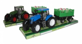 Traktor z przyczepą
